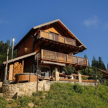 Villa Бриндуш Tatariv Esterno foto
